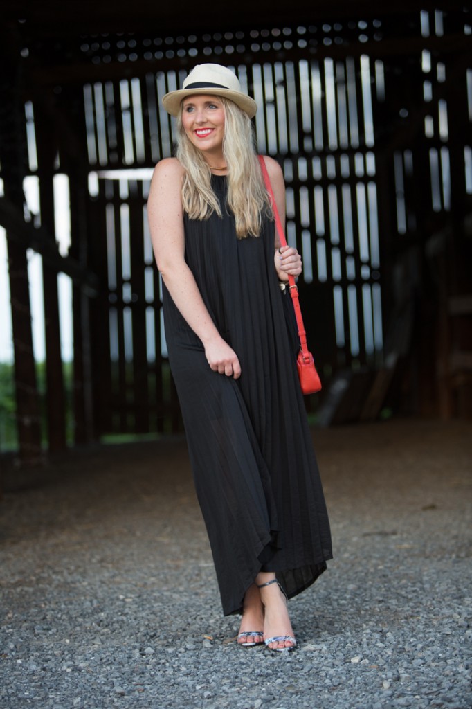 Summer Pleats on Pearls & Twirls