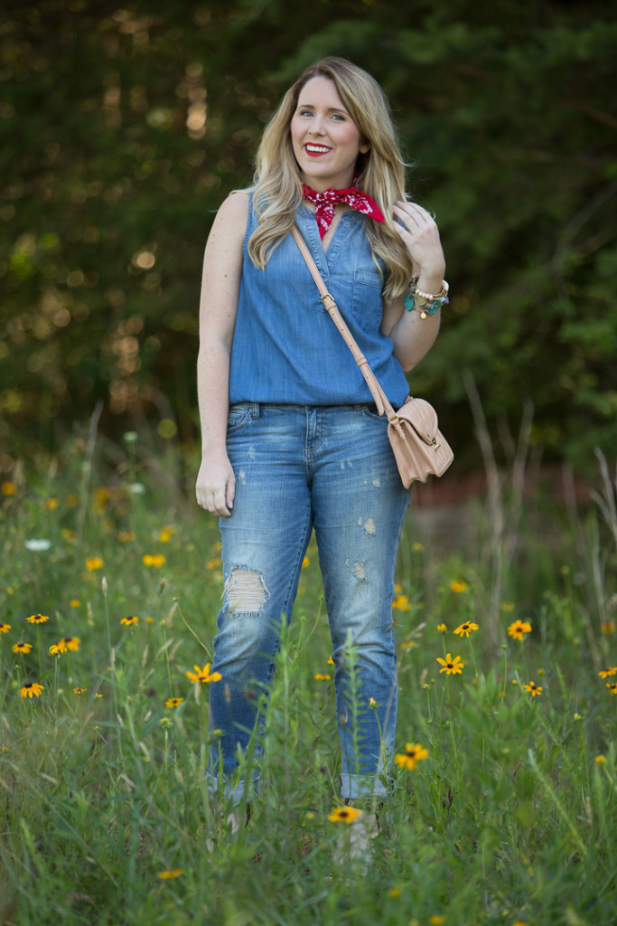 Denim on Denim on www.pearlsandtwirls.net