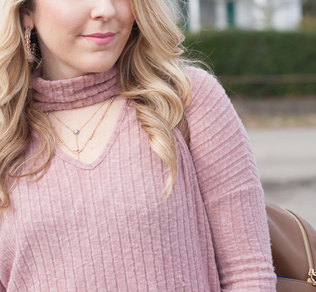 Cut Out Neck Trend