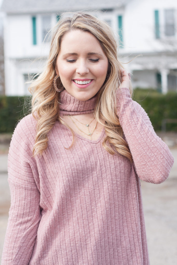 Cut Out Neck Trend