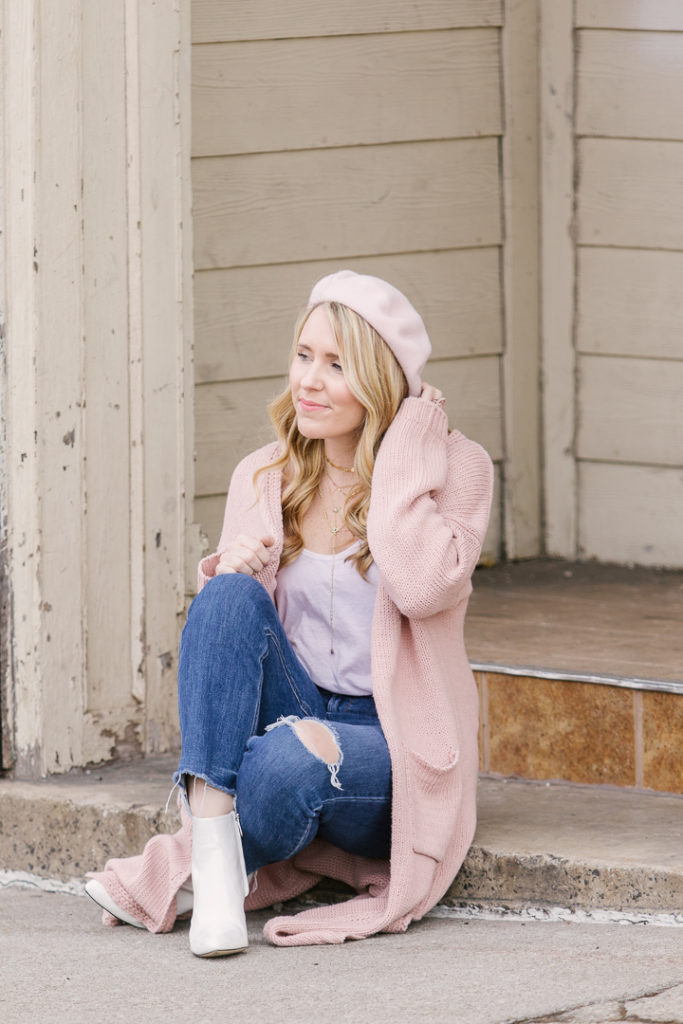 How to Wear a Pink Beret