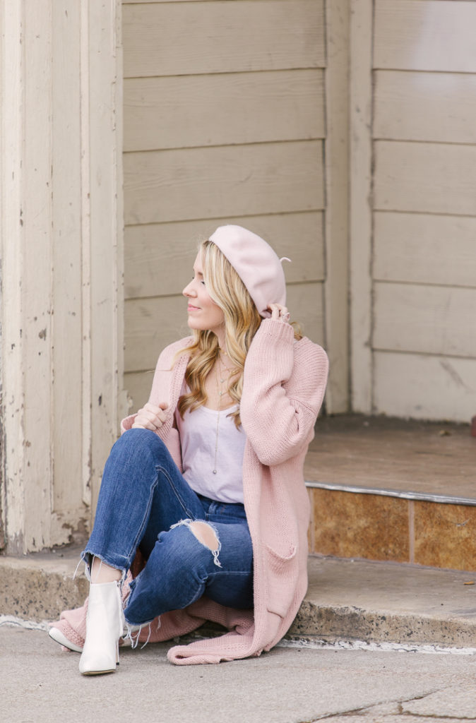 How to Wear a Pink Beret